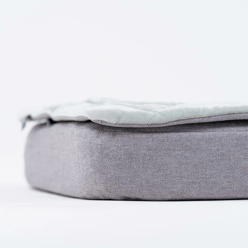 Topology Puppy Bed With Free Extra Topper - Square Wooden Feet - Medium 14 Topology Puppy Bed With Free Extra Topper - Square Wooden Feet - Medium - Image 12